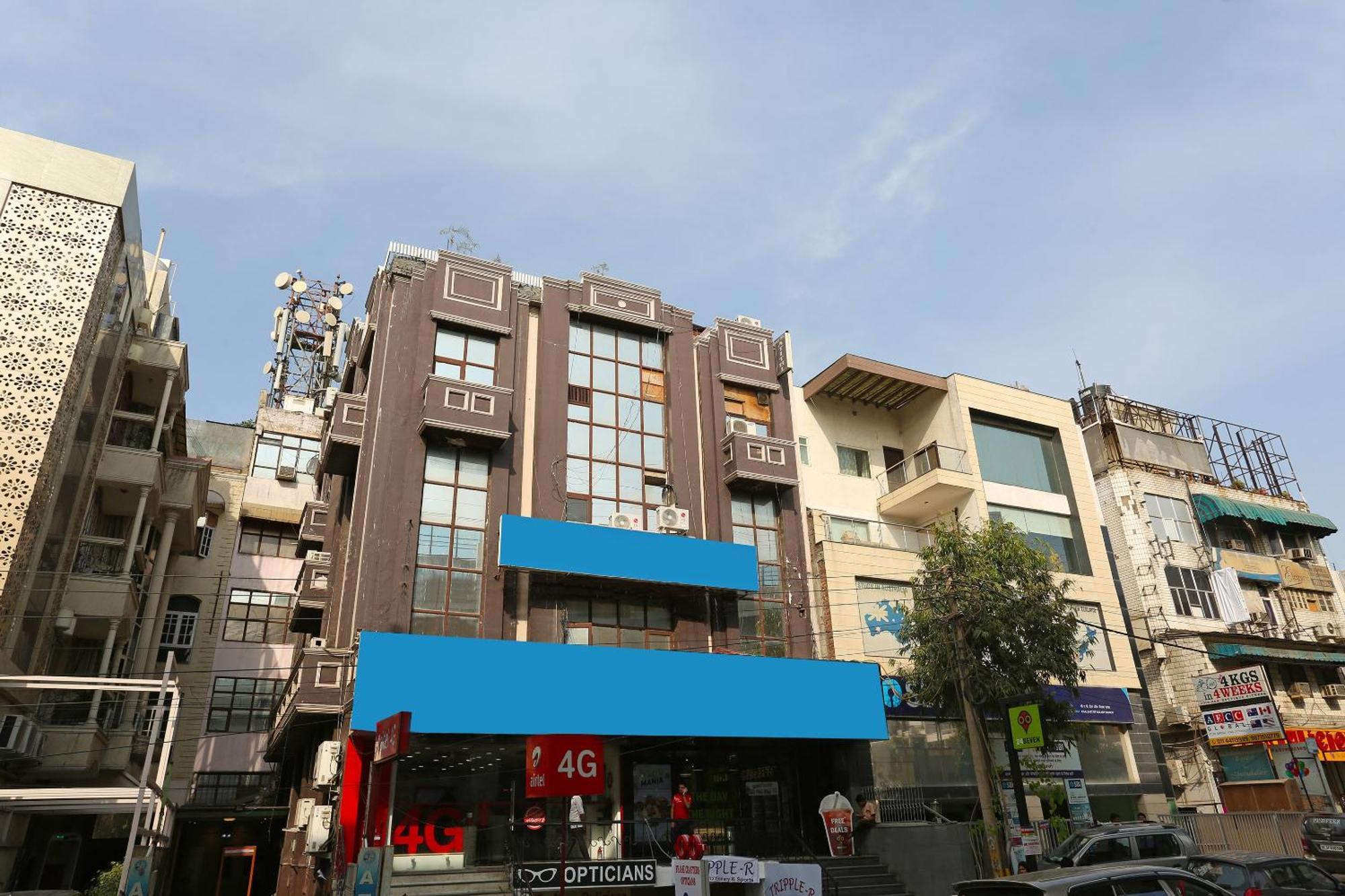 Oyo Flagship Hotel F Five New Delhi Bagian luar foto