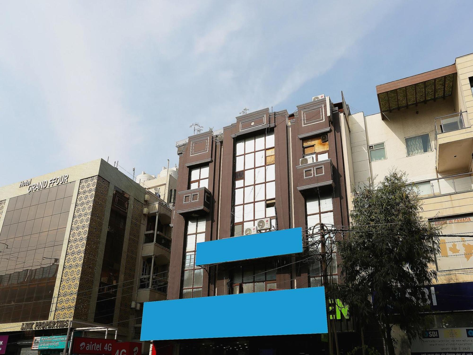 Oyo Flagship Hotel F Five New Delhi Bagian luar foto